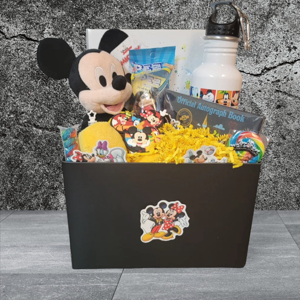 Mickey Friends Gift Box Mouse to Your House Disney